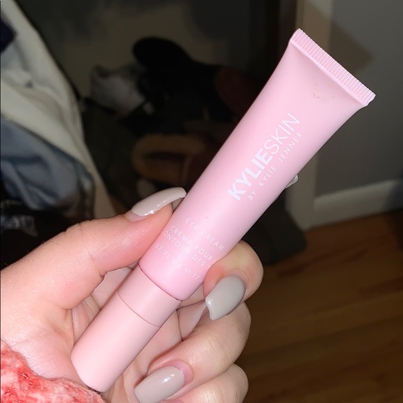 kylie jenner eye cream